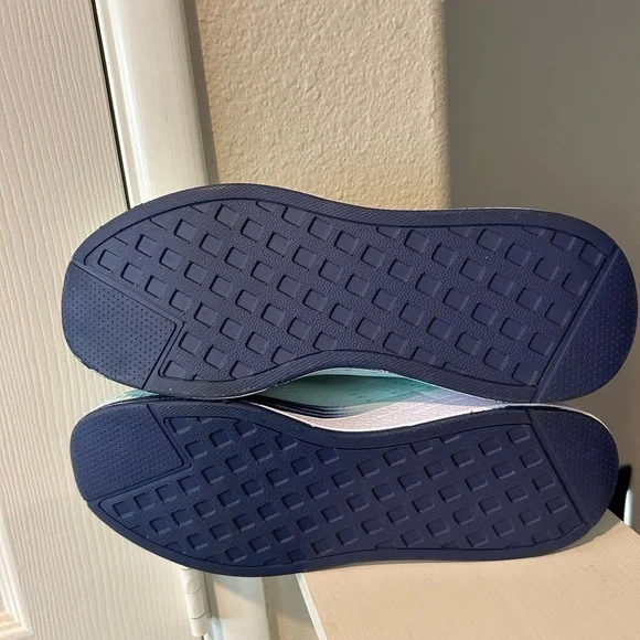 Z by Zella Lifestyle Lace-up Knit Running Shoe  Aqua/Blue Women’s Size 10 - Picture 6 of 9